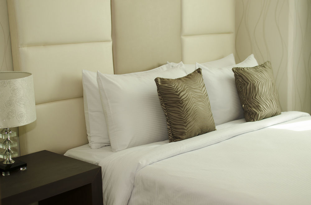 Xenia Hotel Clark Clark Field Bagian luar foto