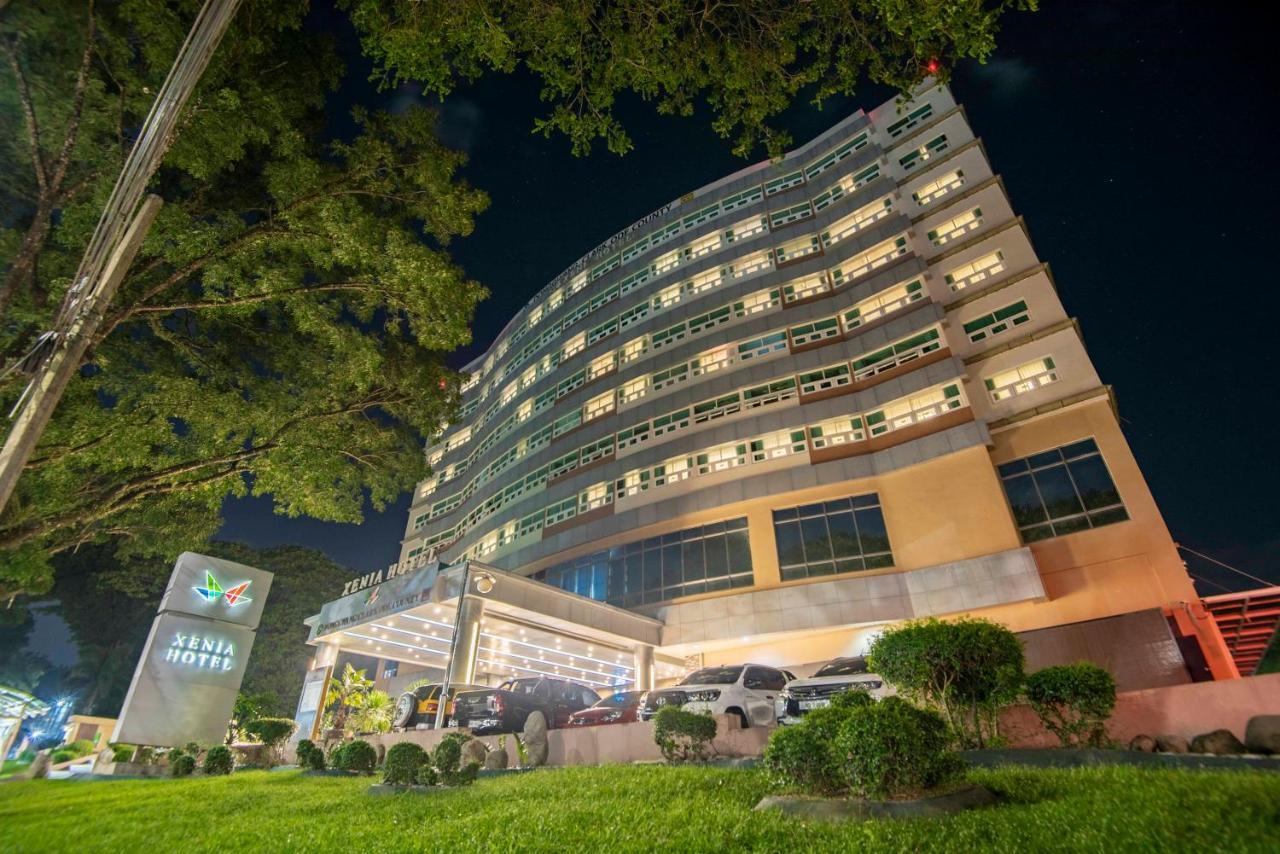 Xenia Hotel Clark Clark Field Bagian luar foto