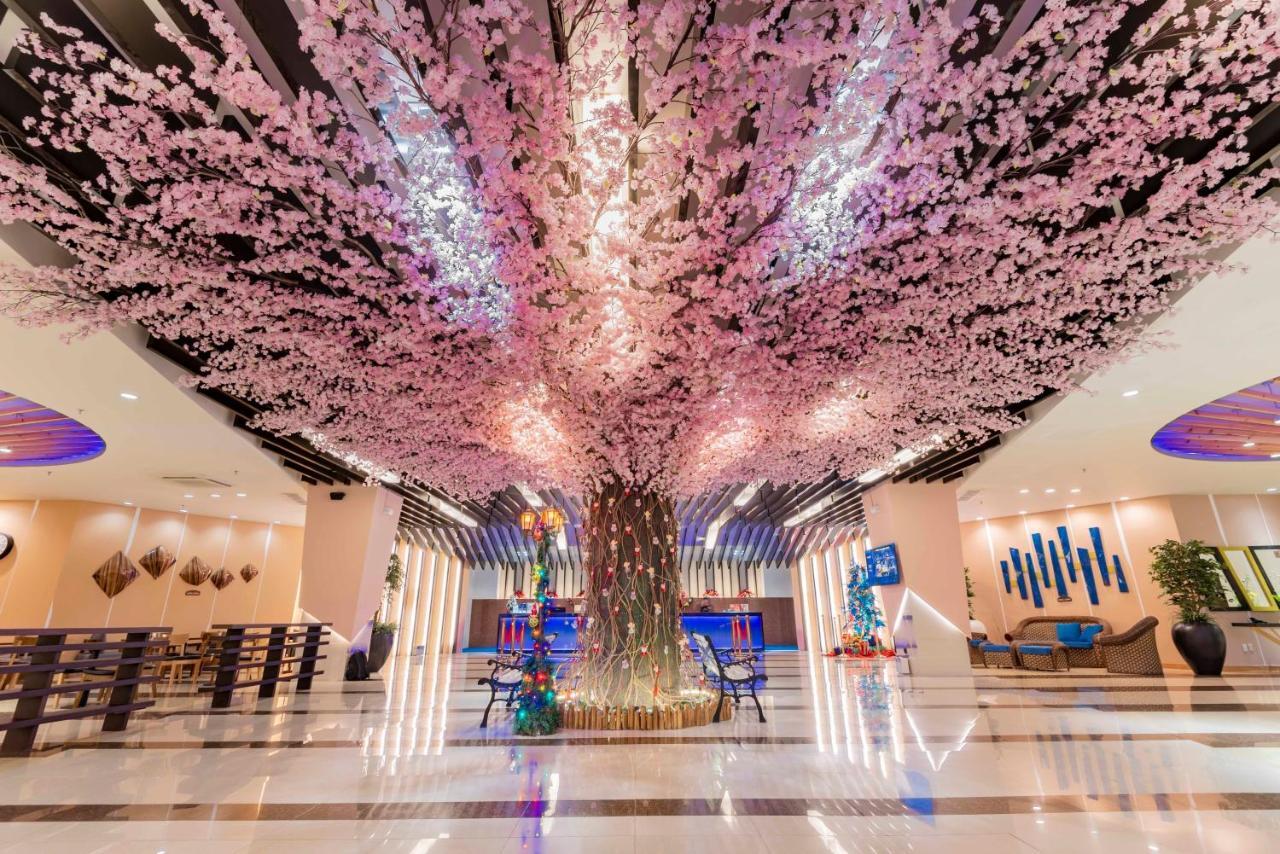 Xenia Hotel Clark Clark Field Bagian luar foto